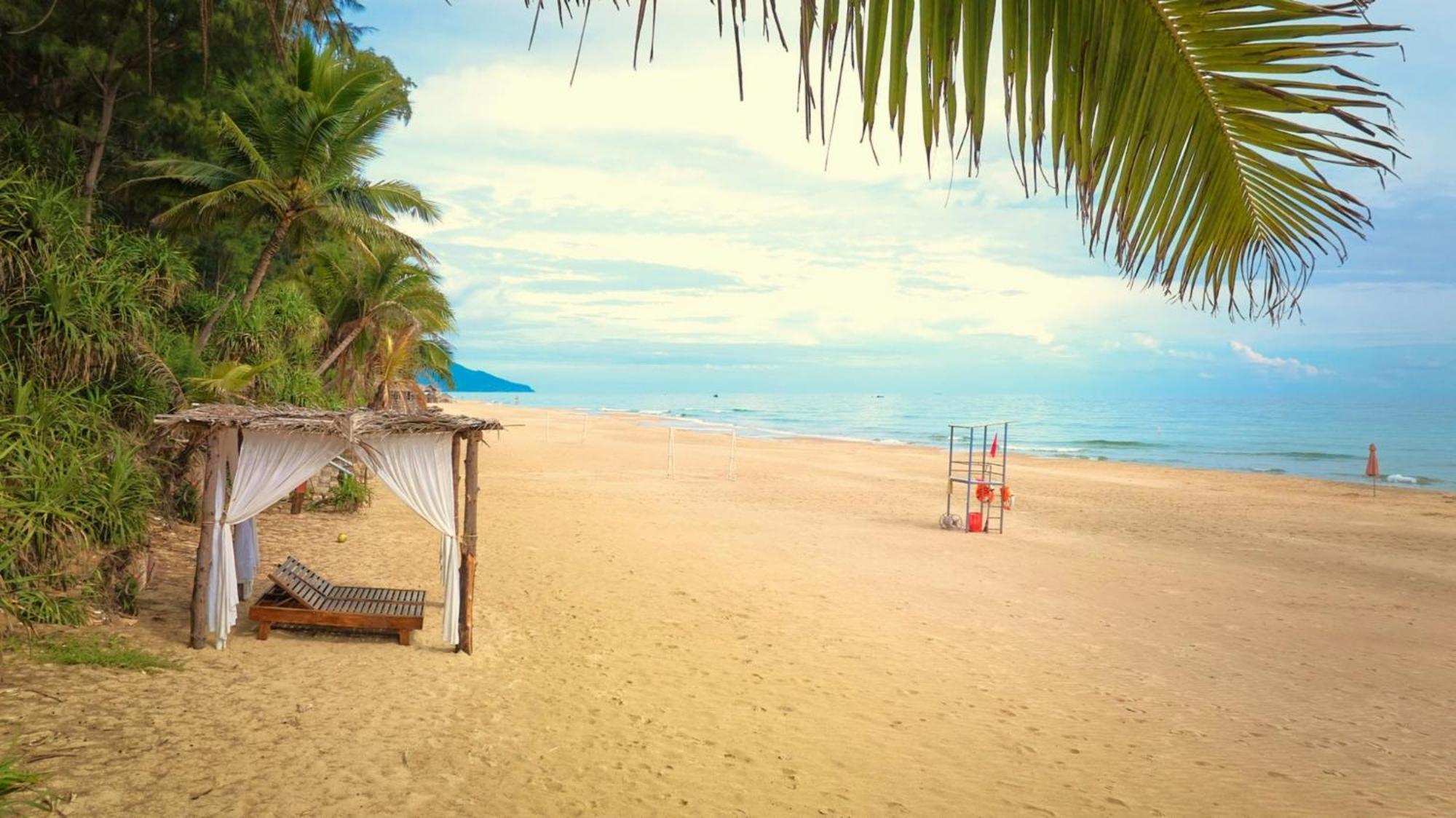 Lang Co Beach Resort Esterno foto